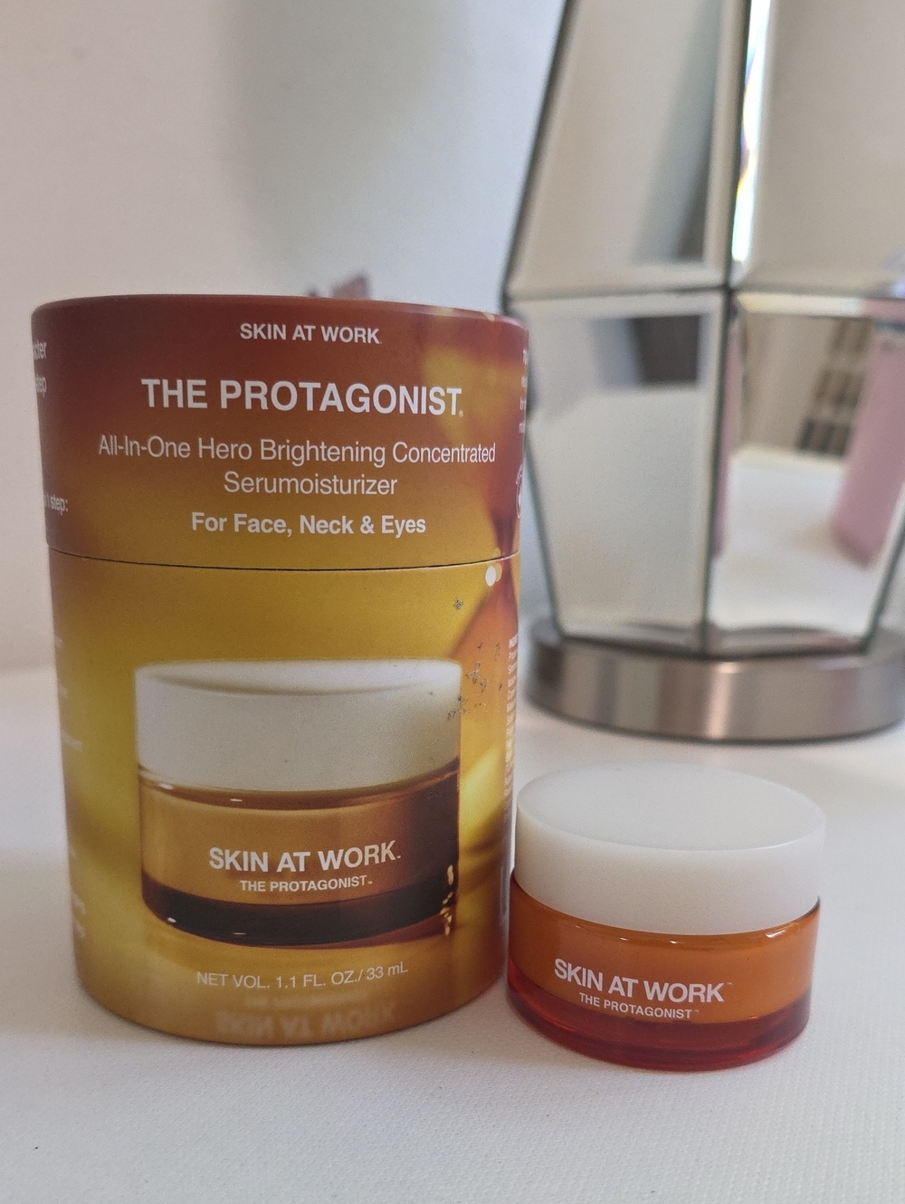 NIB Skin At Work The Protagonist Brightening Serumoisturizer 1 oz
